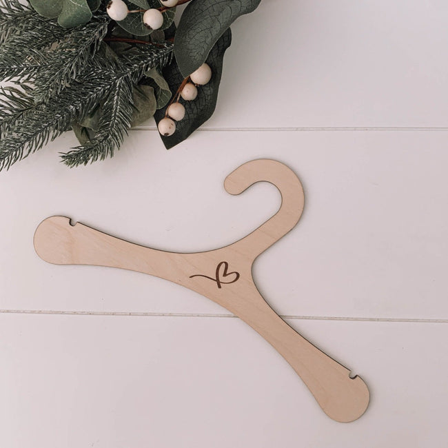 Personalised baby clothes hanger, childrens hanger, engraved wooden hanger, baby clothes divider, wooden newborn gift, heart engraved gift