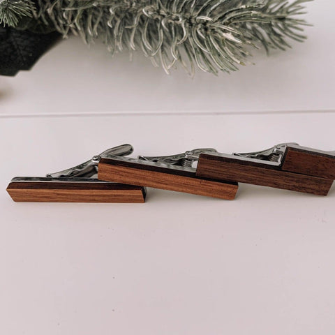 Wooden tie clips, perfect wedding accessory. Get these wood tie clips today.