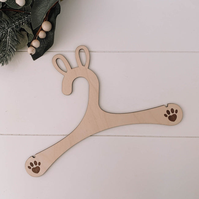 Personalised baby clothes hanger, childrens hanger, engraved wooden hanger, baby clothes divider, wooden newborn gift, pawprints engraved hanger